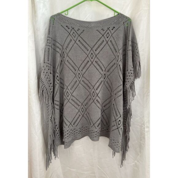 Gray Fringe Knit Pullover Poncho Sweater Open Weave Short Sleeve - Picture 4 of 4